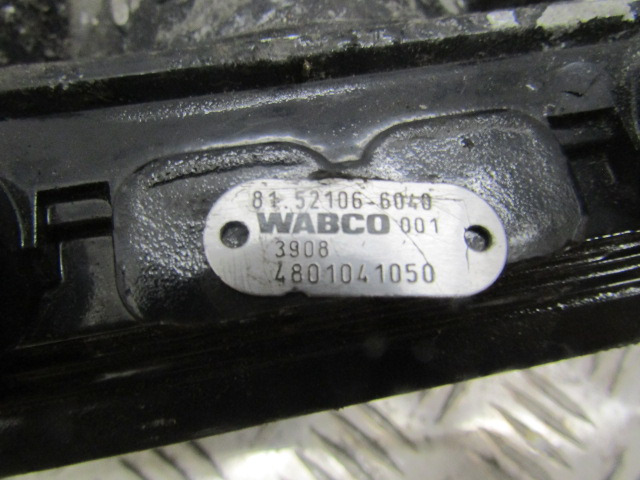MAN TGM AXLE MODULATOR VALVE P/NO 4801041050 - Piezas de freno para Camión: foto 3 MAN TGM AXLE MODULATOR VALVE P/NO 4801041050 - Piezas de freno para Camión: foto 3