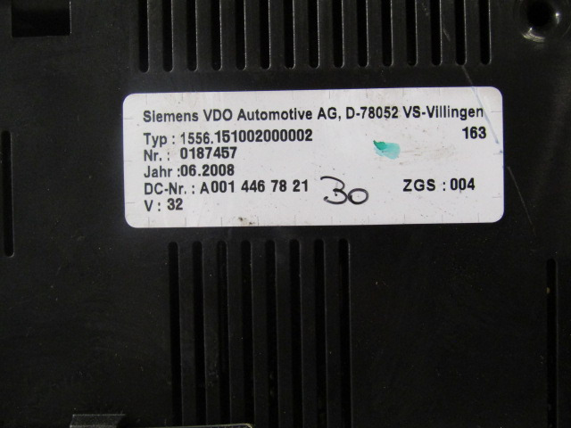 MERCEDES ATEGO CLOCK CLUSTER P/NO A001 448 7821 - Dirección para Camión: foto 2 MERCEDES ATEGO CLOCK CLUSTER P/NO A001 448 7821 - Dirección para Camión: foto 2