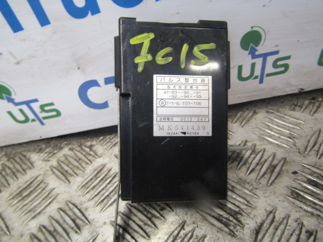 MITSUBISHI FUSO 7C15 4P10 PULSE DIVIDER P/NO MK541439 - Sistema eléctrico para Camión: foto 1 MITSUBISHI FUSO 7C15 4P10 PULSE DIVIDER P/NO MK541439 - Sistema eléctrico para Camión: foto 1