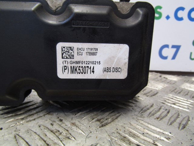 MITSUBISHI FUSO ABS / ECU MODULE MK530714 - Unidad de control para Camión: foto 2 MITSUBISHI FUSO ABS / ECU MODULE MK530714 - Unidad de control para Camión: foto 2
