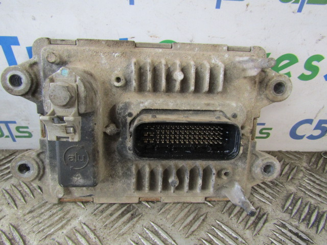 VOLVO FE EURO 6 ADBLU ECU P/NO 22449430 / A2C9590860100 - Unidad de control para Camión: foto 3 VOLVO FE EURO 6 ADBLU ECU P/NO 22449430 / A2C9590860100 - Unidad de control para Camión: foto 3
