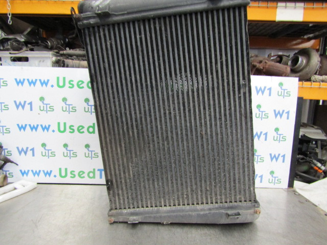 VOLVO FL10 RADIATOR - Radiador para Camión: foto 1 VOLVO FL10 RADIATOR - Radiador para Camión: foto 1