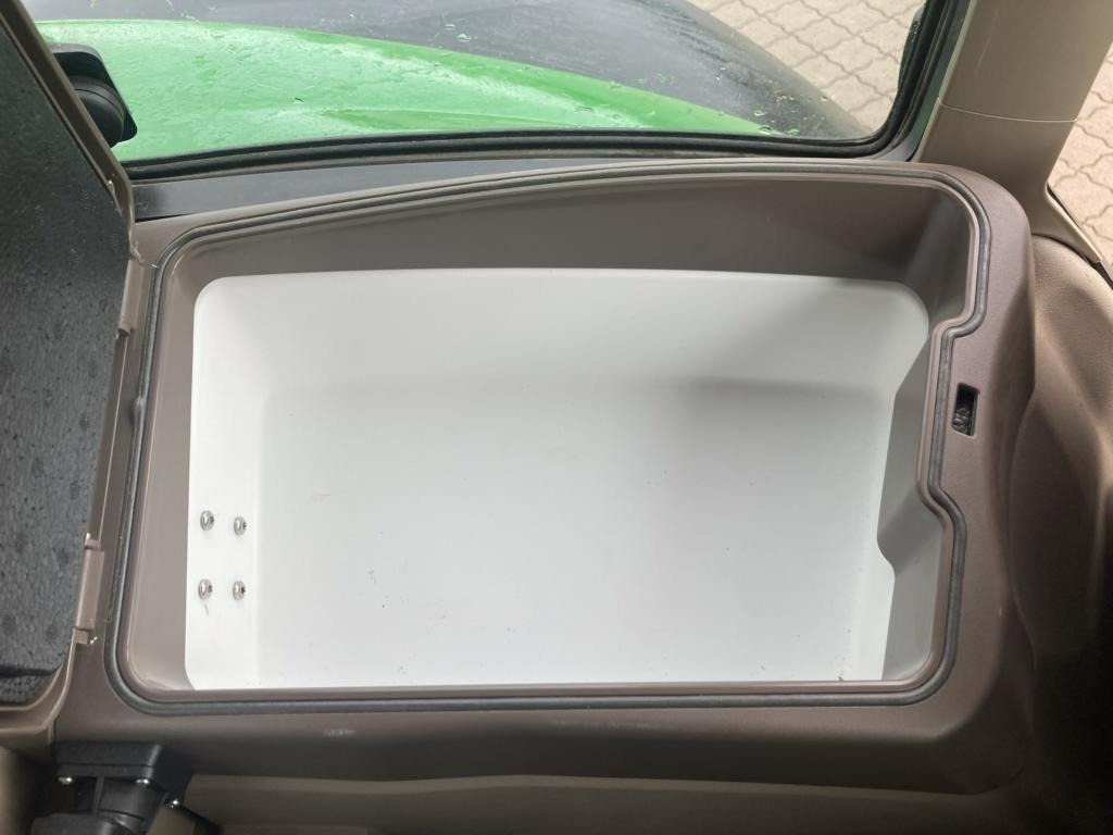 John Deere 6M240 - Tractor: foto 3 John Deere 6M240 - Tractor: foto 3