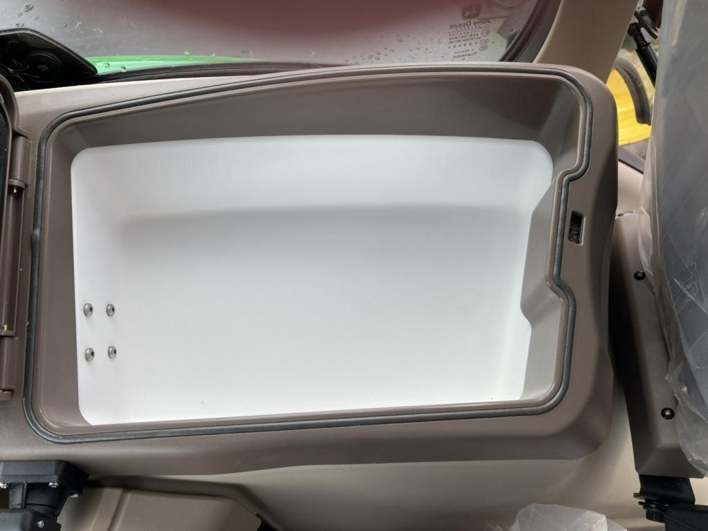 John Deere 6R250 - Tractor: foto 2 John Deere 6R250 - Tractor: foto 2