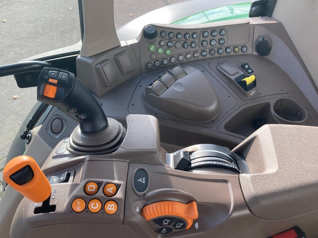 Tractor nuevo John Deere TRAKTOR 6120M MIT KABINE: foto 7