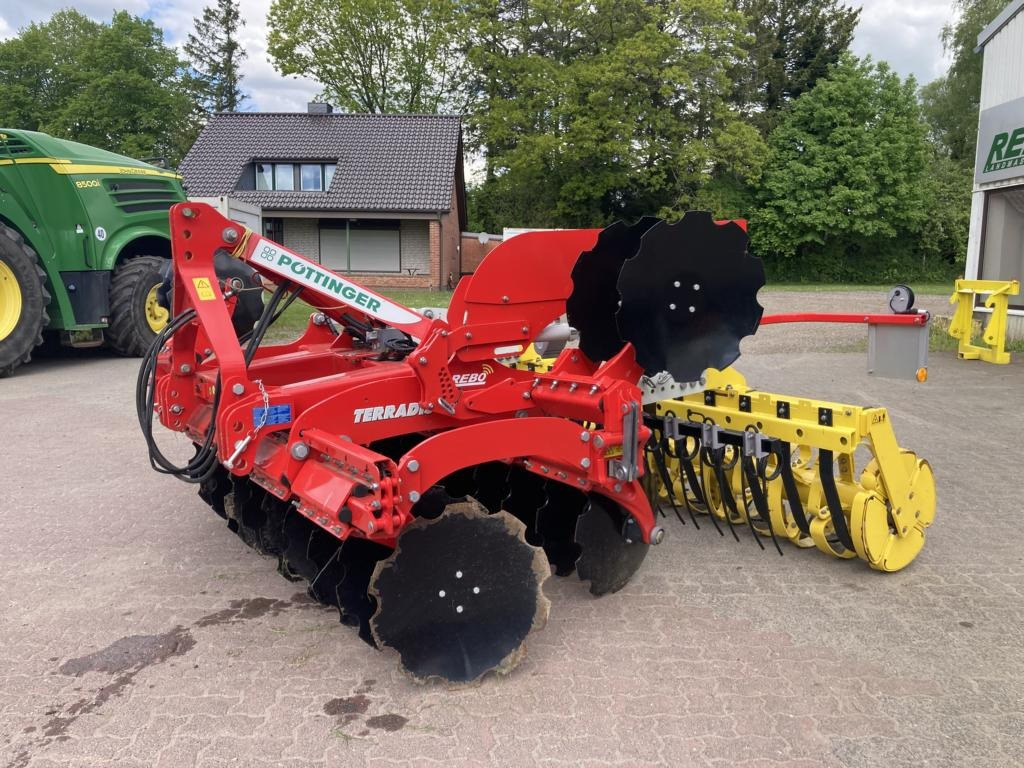 Rastras nuevo Pöttinger TERRADISC 3001: foto 1