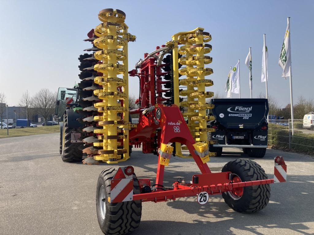 Pöttinger TERRADISC 6001 T - Rastras: foto 2 Pöttinger TERRADISC 6001 T - Rastras: foto 2