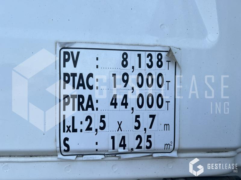 MAN TGX 18.520 - Cabeza tractora: foto 5 MAN TGX 18.520 - Cabeza tractora: foto 5