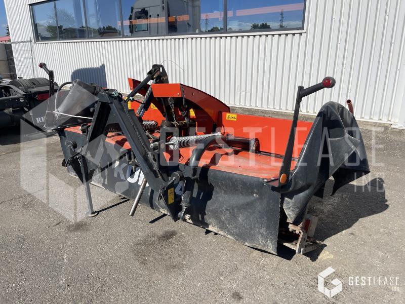 Kubota DM4032 - Segadora: foto 1 Kubota DM4032 - Segadora: foto 1
