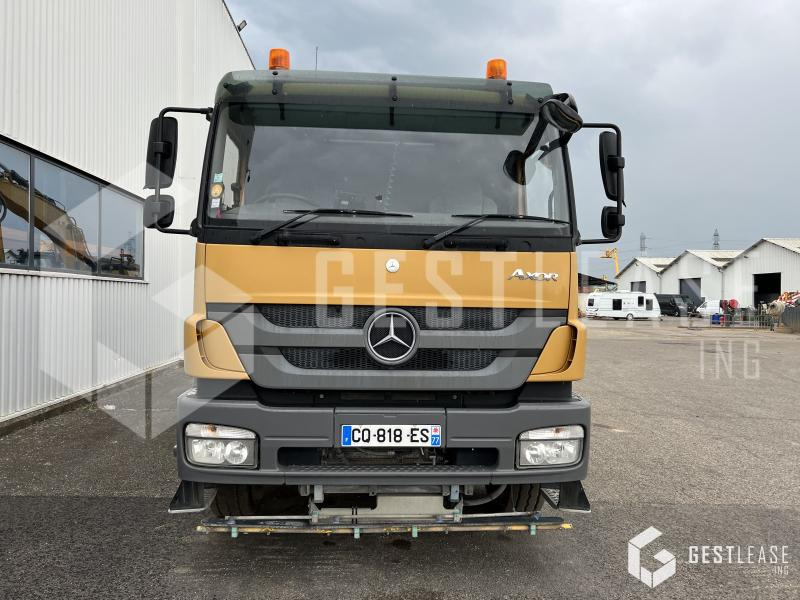 Mercedes AXOR 1833 - Barredora vial: foto 5 Mercedes AXOR 1833 - Barredora vial: foto 5