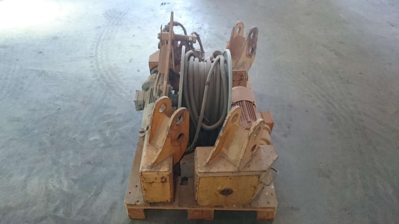 Liebherr Schienenfahrewerk Schienenfahrwerk für 34K, 35K - Bastidor/ Chasis para Maquinaria de construcción: foto 4 Liebherr Schienenfahrewerk Schienenfahrwerk für 34K, 35K - Bastidor/ Chasis para Maquinaria de construcción: foto 4