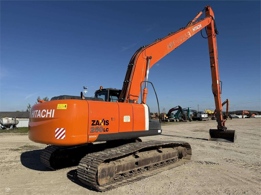 Hitachi ZX 250 LC-3 , 21 M , 800 mm - Excavadora de cadenas: foto 4 Hitachi ZX 250 LC-3 , 21 M , 800 mm - Excavadora de cadenas: foto 4