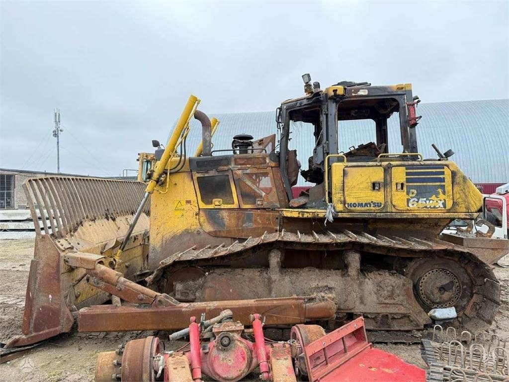Komatsu D65WX-18 - Bulldozer: foto 2 Komatsu D65WX-18 - Bulldozer: foto 2