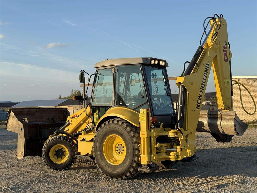 New Holland B 110-4PT , 2 quick couplers - Retroexcavadora: foto 4 New Holland B 110-4PT , 2 quick couplers - Retroexcavadora: foto 4