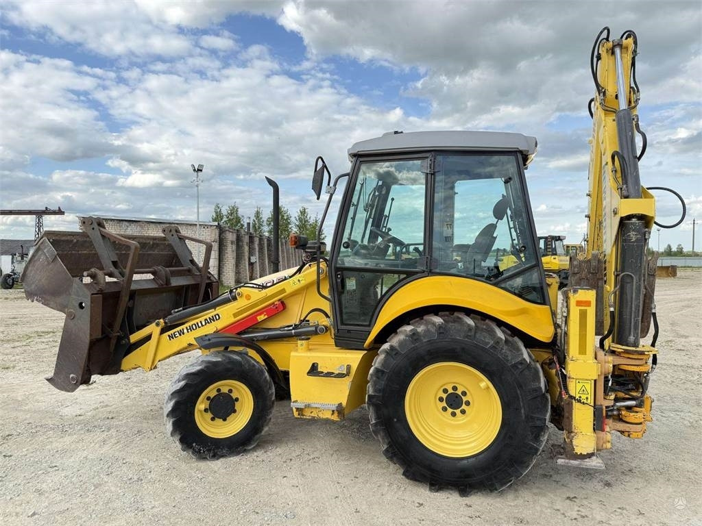 New Holland LB 110 B-4PT - Retroexcavadora: foto 4 New Holland LB 110 B-4PT - Retroexcavadora: foto 4