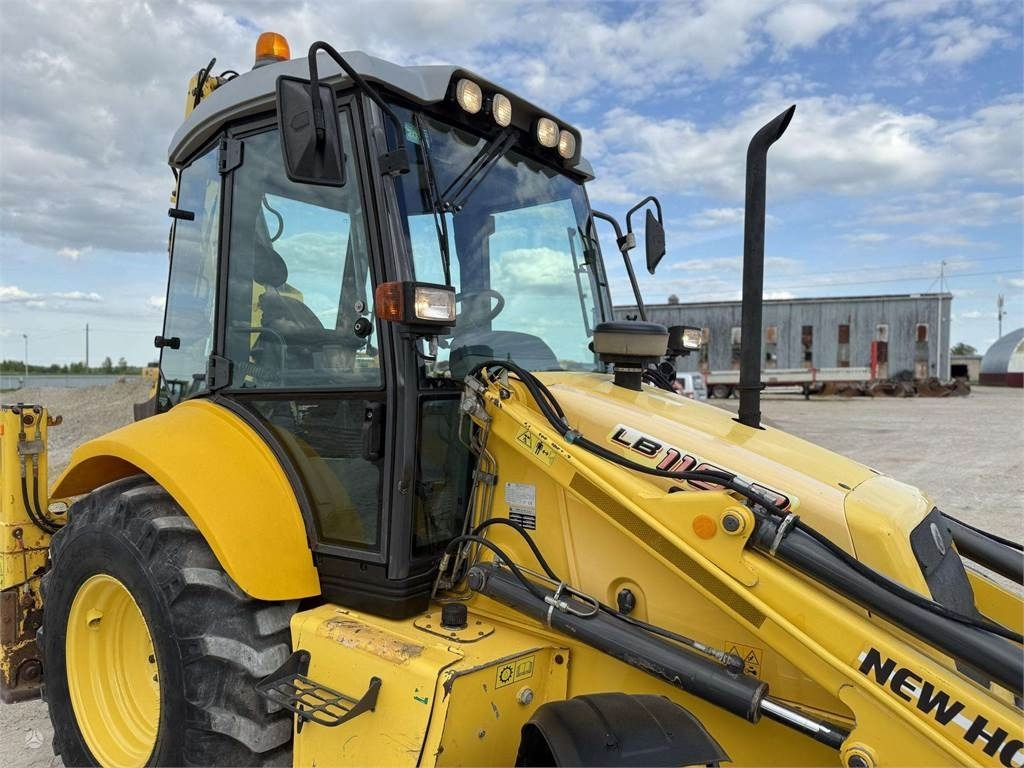 Retroexcavadora New Holland LB 110 B-4PT: foto 24 Retroexcavadora New Holland LB 110 B-4PT: foto 24