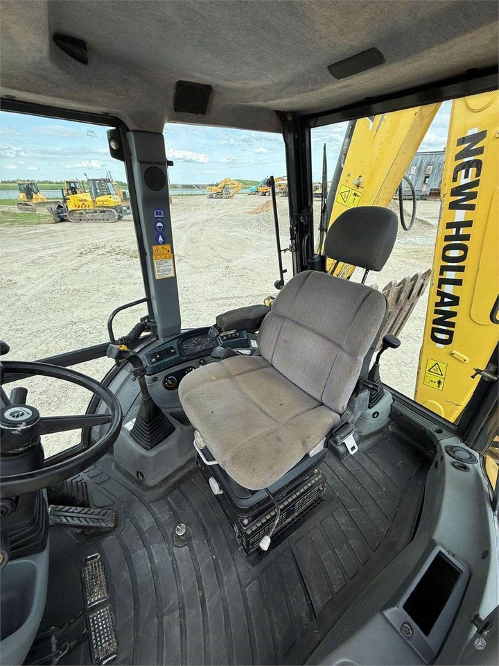Retroexcavadora New Holland LB 110 B-4PT: foto 16 Retroexcavadora New Holland LB 110 B-4PT: foto 16
