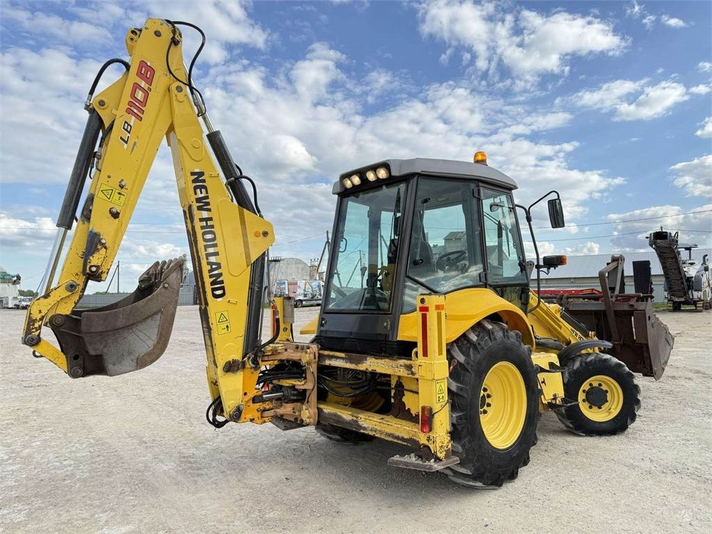 Retroexcavadora New Holland LB 110 B-4PT: foto 8 Retroexcavadora New Holland LB 110 B-4PT: foto 8