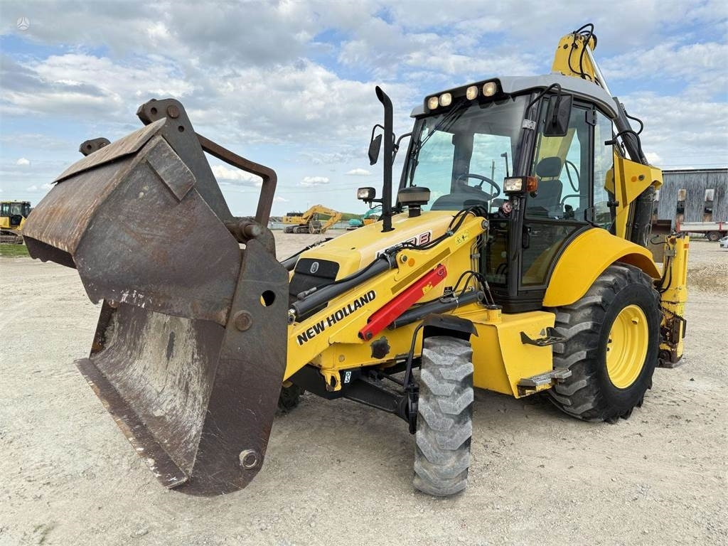 New Holland LB 110 B-4PT - Retroexcavadora: foto 1 New Holland LB 110 B-4PT - Retroexcavadora: foto 1