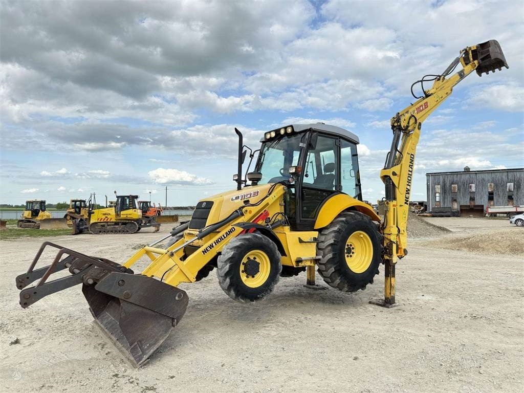 New Holland LB 110 B-4PT - Retroexcavadora: foto 2 New Holland LB 110 B-4PT - Retroexcavadora: foto 2