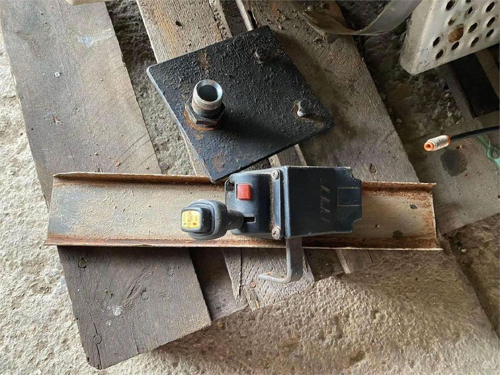 Scania R HIDRAULIKOS KOMPLEKTAS mecha - Camión chasis: foto 5 Scania R HIDRAULIKOS KOMPLEKTAS mecha - Camión chasis: foto 5