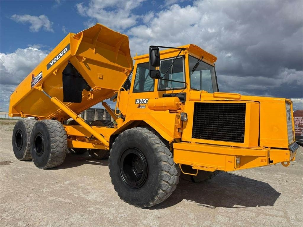 Volvo A25C - Dúmper articulado: foto 1 Volvo A25C - Dúmper articulado: foto 1