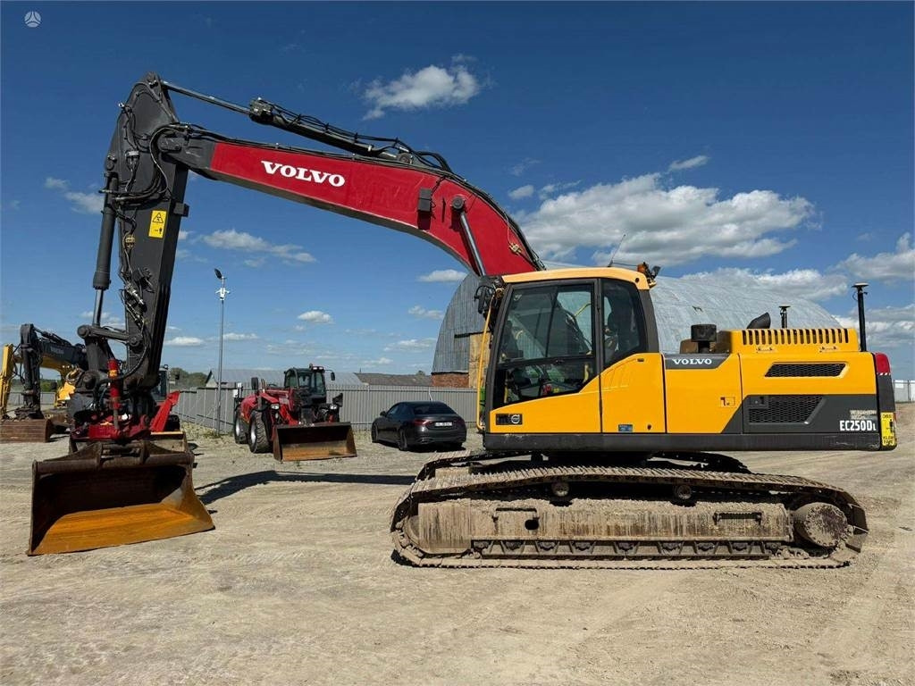 Volvo EC 250 DL 3D GPS + ROTOTILT - Excavadora de cadenas: foto 2 Volvo EC 250 DL 3D GPS + ROTOTILT - Excavadora de cadenas: foto 2