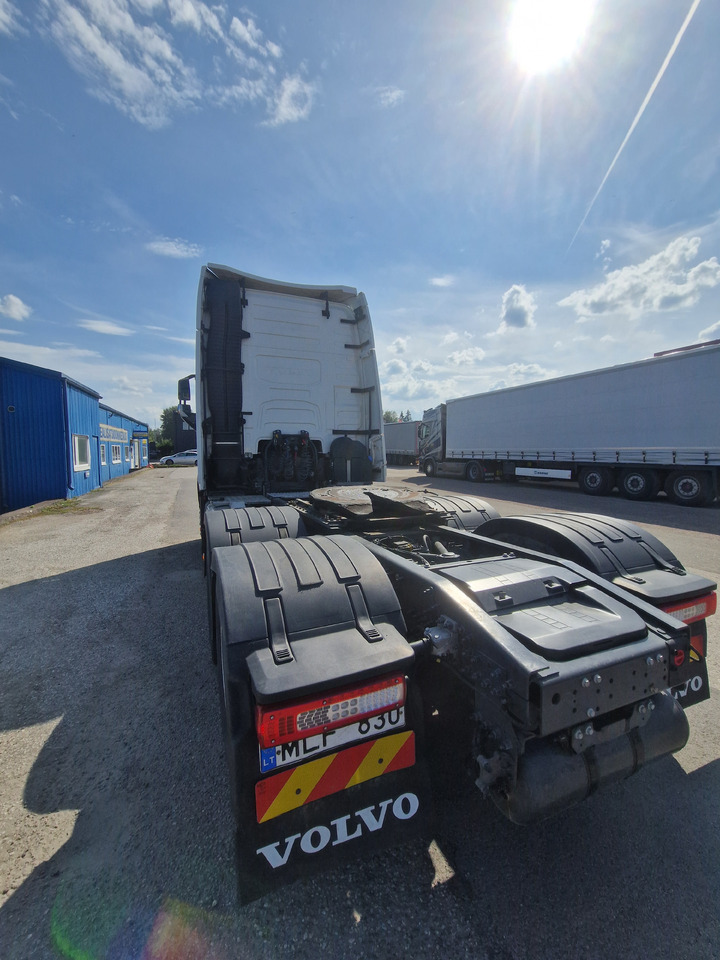 VOLVO FH full air + retarder - Cabeza tractora: foto 5 VOLVO FH full air + retarder - Cabeza tractora: foto 5