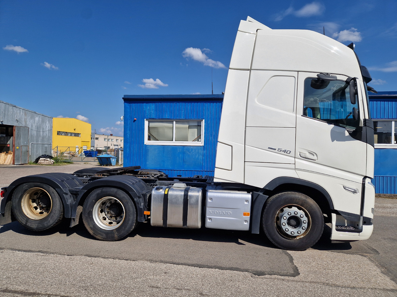 VOLVO FH full air + retarder - Cabeza tractora: foto 3 VOLVO FH full air + retarder - Cabeza tractora: foto 3