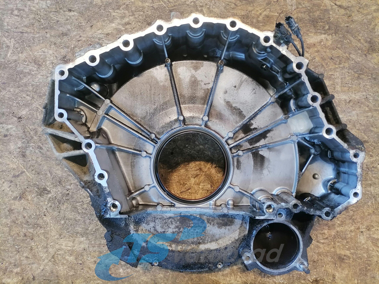 DAF Flywheel housing 1695375 - Volante de inercia para Camión: foto 3 DAF Flywheel housing 1695375 - Volante de inercia para Camión: foto 3