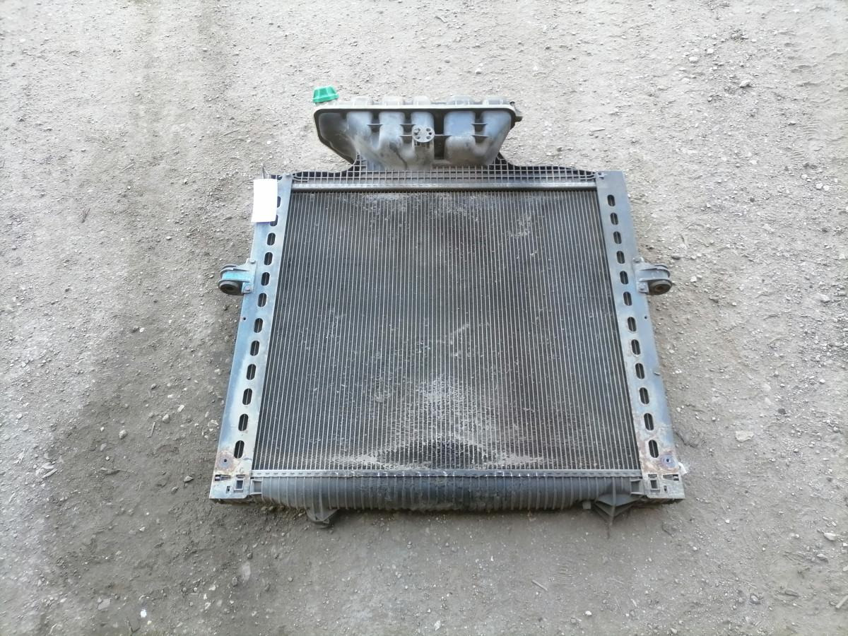 MAN Cooling radiator 81061016472 - Radiador para Camión: foto 2 MAN Cooling radiator 81061016472 - Radiador para Camión: foto 2