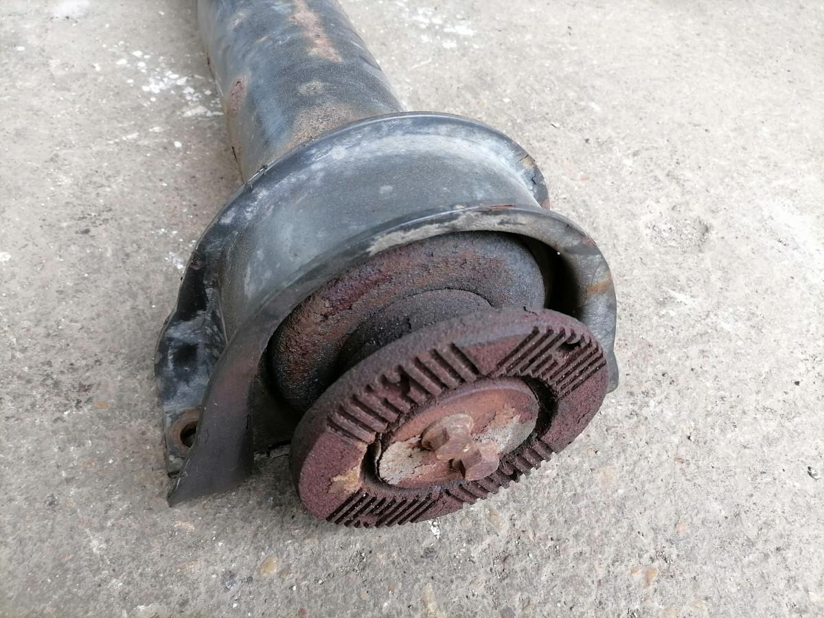 MAN Propeller shaft 81393526163 - Árbol de transmisión para Camión: foto 3 MAN Propeller shaft 81393526163 - Árbol de transmisión para Camión: foto 3