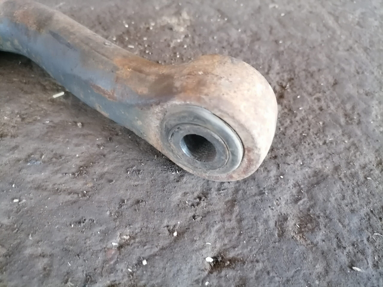 MB Anti-roll bar A9703200411 - Barra estabilizadora para Camión: foto 4 MB Anti-roll bar A9703200411 - Barra estabilizadora para Camión: foto 4