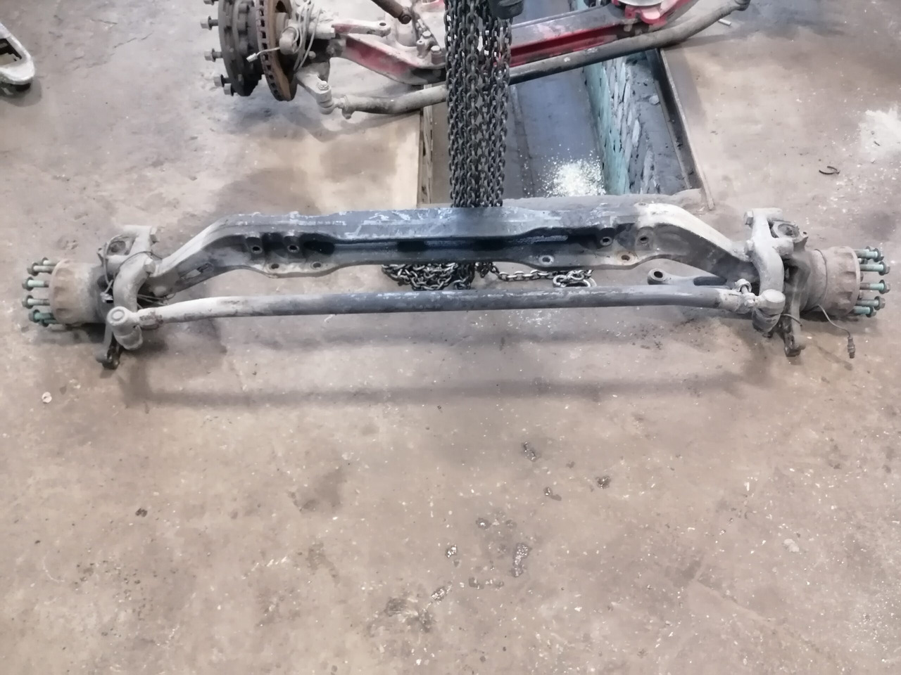 Mercedes-Benz Esisilla tala A9603310501 - Eje delantero para Camión: foto 2 Mercedes-Benz Esisilla tala A9603310501 - Eje delantero para Camión: foto 2