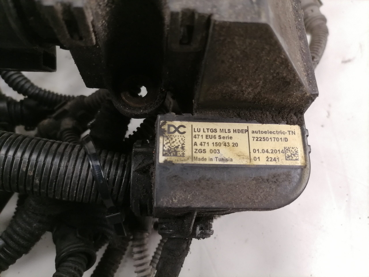 Mercedes-Benz Mootori juhtmestik A4711504320 - Unidad de control para Camión: foto 5 Mercedes-Benz Mootori juhtmestik A4711504320 - Unidad de control para Camión: foto 5