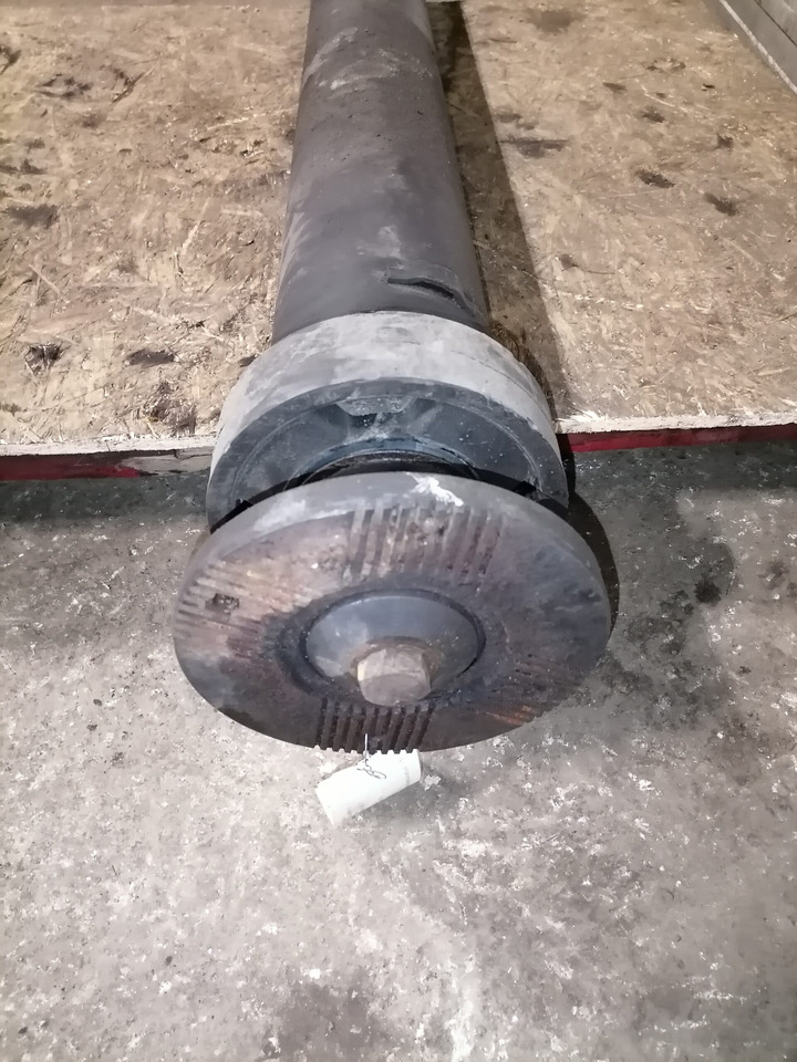 Mercedes-Benz Propeller shaft A6594100101 - Árbol de transmisión para Camión: foto 5 Mercedes-Benz Propeller shaft A6594100101 - Árbol de transmisión para Camión: foto 5