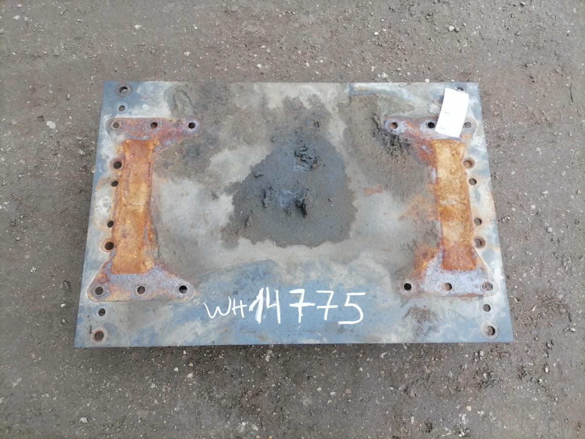 Mercedes-Benz Saddle plate A0003152521 - Quinta rueda para Camión: foto 3 Mercedes-Benz Saddle plate A0003152521 - Quinta rueda para Camión: foto 3