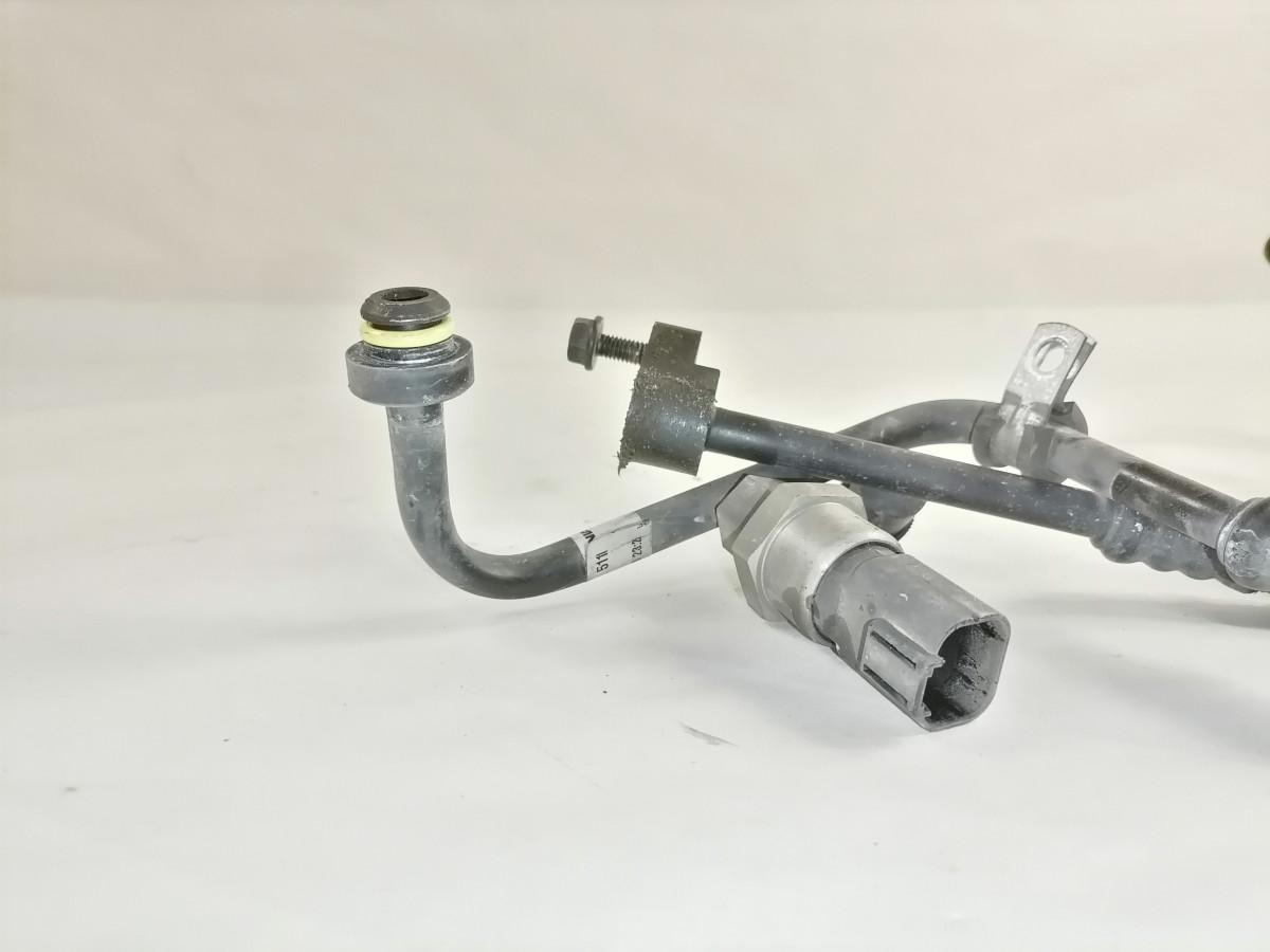 Scania A/C pipe 2373368 - Calefacción/ Ventilación para Camión: foto 4 Scania A/C pipe 2373368 - Calefacción/ Ventilación para Camión: foto 4