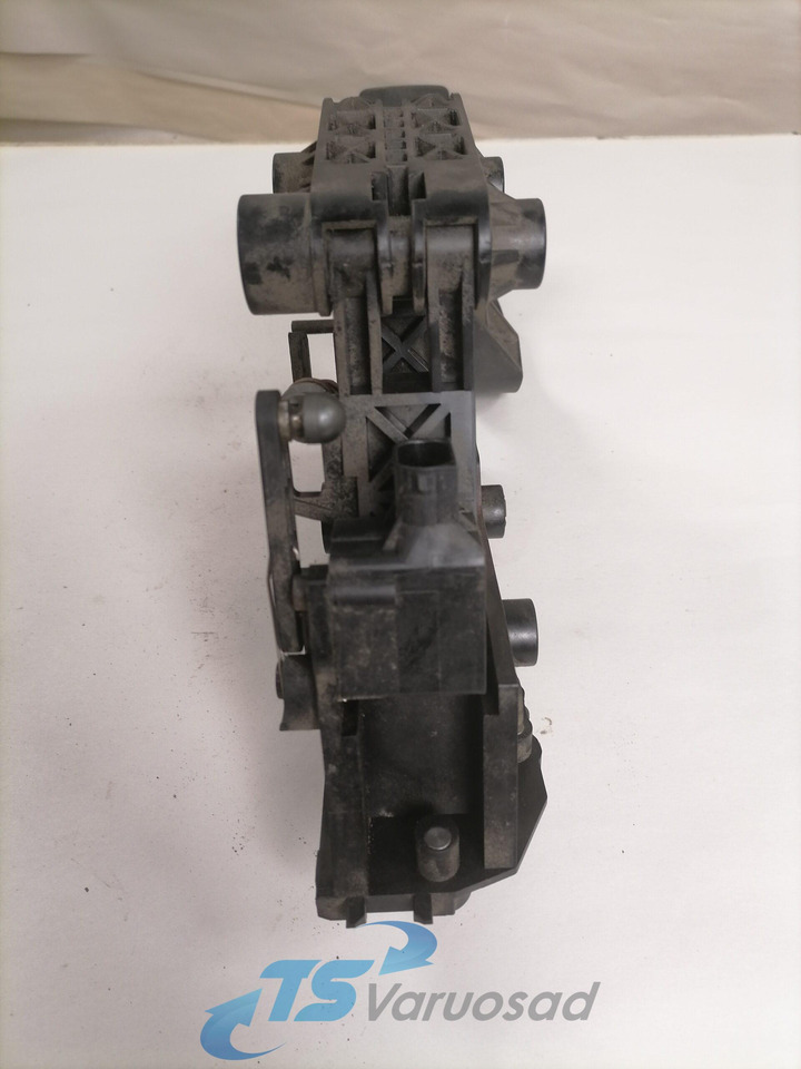 Scania Accelerator pedal 2395418 - Procesamiento de combustible para Camión: foto 5 Scania Accelerator pedal 2395418 - Procesamiento de combustible para Camión: foto 5