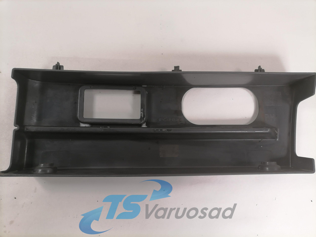 Scania Astmelaua plastik kate, keskmine parem 1501343 - Peldaño para Camión: foto 4 Scania Astmelaua plastik kate, keskmine parem 1501343 - Peldaño para Camión: foto 4