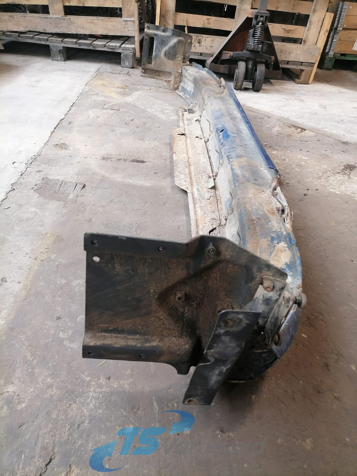 Scania Bumper 1731206 - Parachoques para Camión: foto 4 Scania Bumper 1731206 - Parachoques para Camión: foto 4