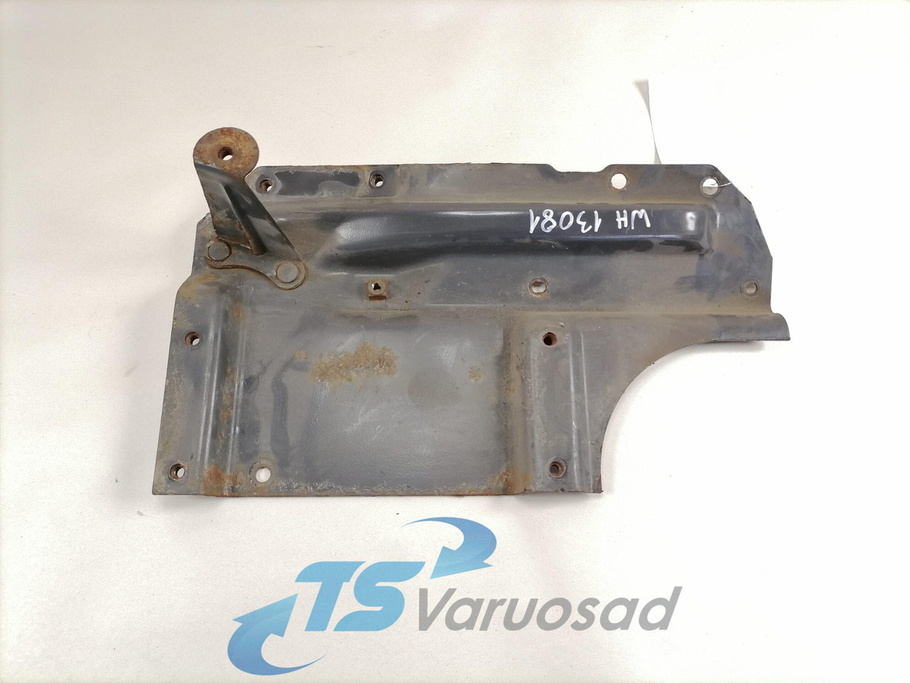 Scania Bumper bracket 1431583 - Parachoques para Camión: foto 2 Scania Bumper bracket 1431583 - Parachoques para Camión: foto 2