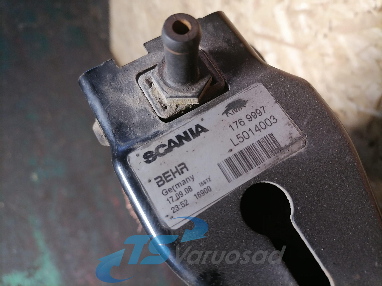 Scania Cooling radiator 1769997 - Radiador para Camión: foto 3 Scania Cooling radiator 1769997 - Radiador para Camión: foto 3