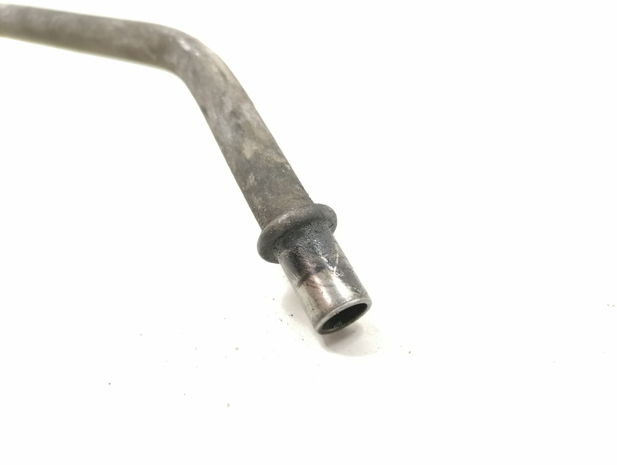 Scania Crankcase Ventilation Pipe 1863956 - Cárter para Camión: foto 3 Scania Crankcase Ventilation Pipe 1863956 - Cárter para Camión: foto 3