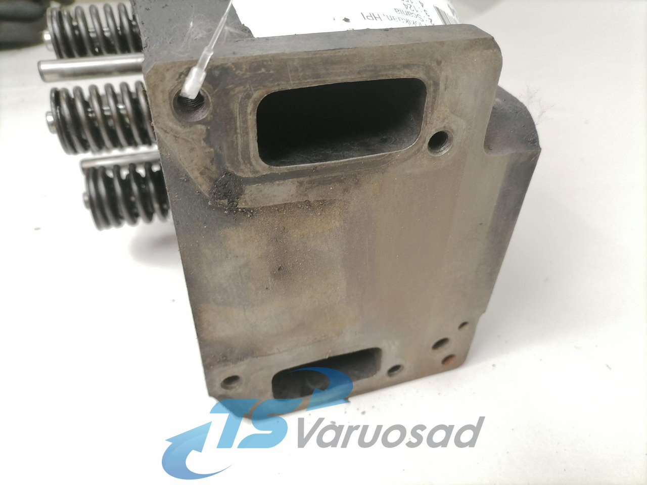 Scania Cylinder head, HPI 1522361 - Cabezal de bloque para Camión: foto 3 Scania Cylinder head, HPI 1522361 - Cabezal de bloque para Camión: foto 3