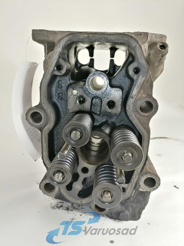 Scania Cylinder head, HPI 1804716 - Cabezal de bloque para Camión: foto 2 Scania Cylinder head, HPI 1804716 - Cabezal de bloque para Camión: foto 2