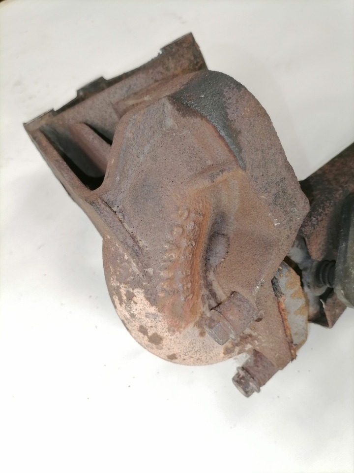 Scania EGR Klapp + klapi põlv 1489900 - Silenciador/ Sistema de escape para Camión: foto 3 Scania EGR Klapp + klapi põlv 1489900 - Silenciador/ Sistema de escape para Camión: foto 3