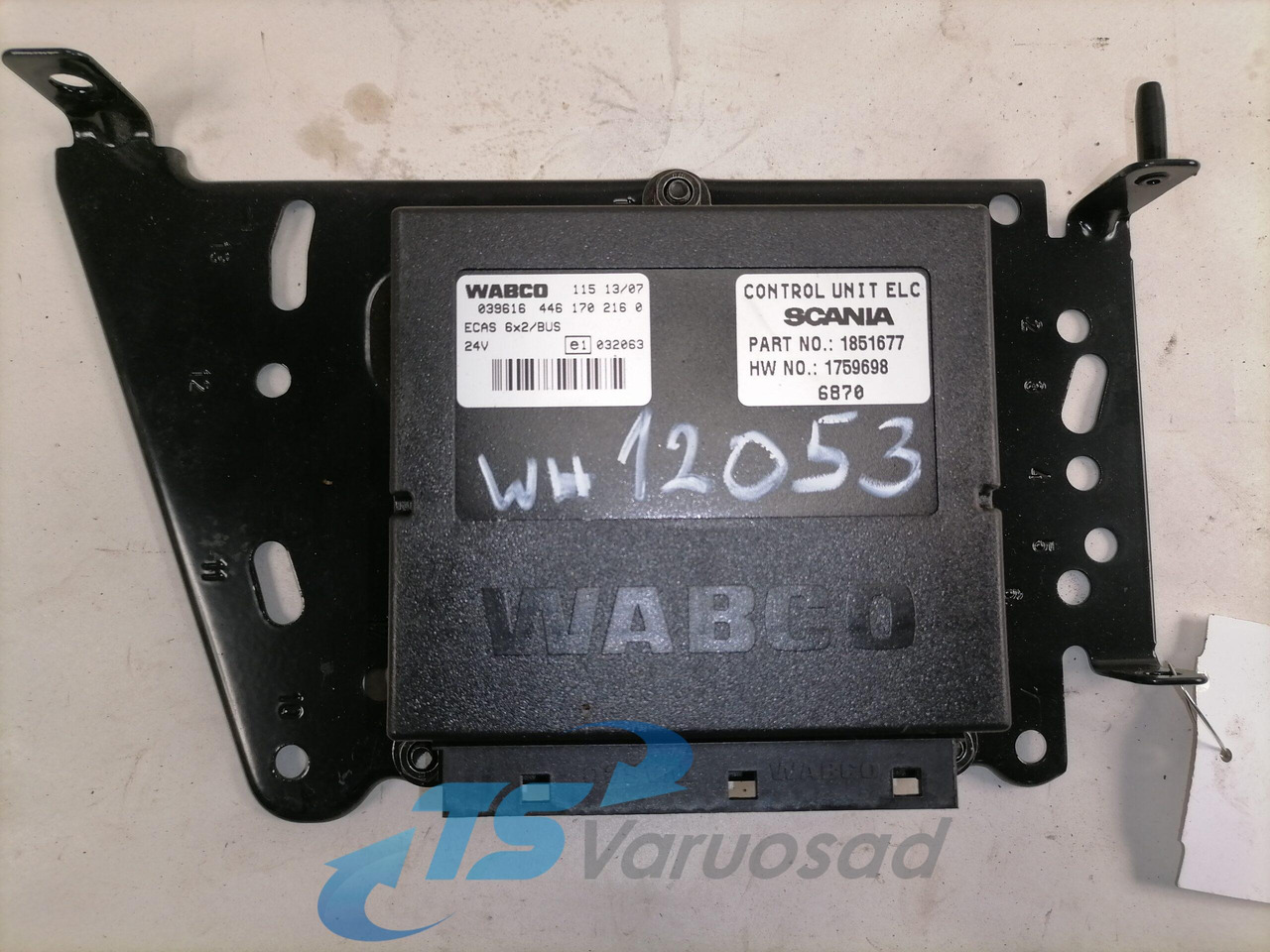 Scania Ecu, ECAS 1851677 - Unidad de control para Camión: foto 2 Scania Ecu, ECAS 1851677 - Unidad de control para Camión: foto 2