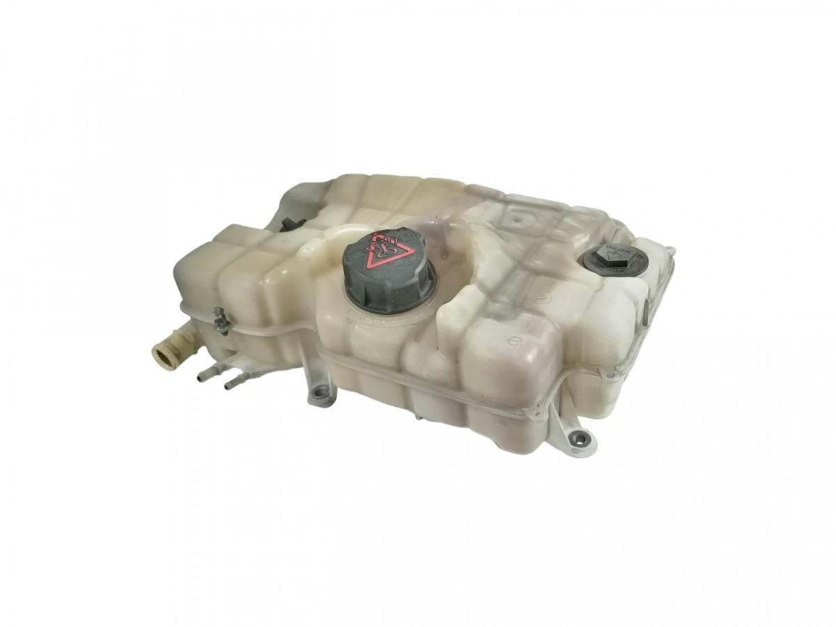 Scania Expansion tank 2545033 - Pieza universal para Camión: foto 1 Scania Expansion tank 2545033 - Pieza universal para Camión: foto 1
