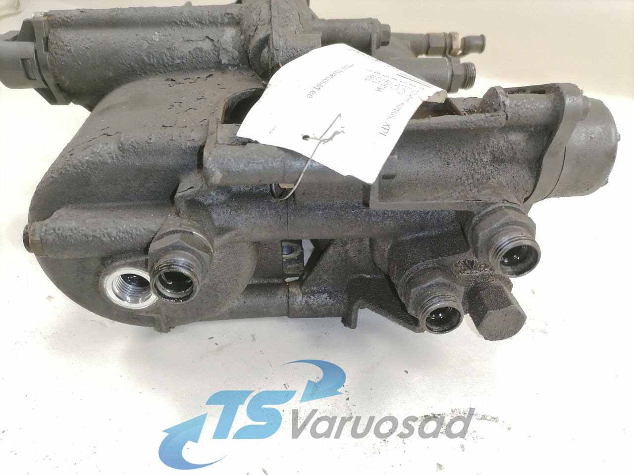 Scania Fuel filter unit 2238138 - Filtro de combustible para Camión: foto 2 Scania Fuel filter unit 2238138 - Filtro de combustible para Camión: foto 2